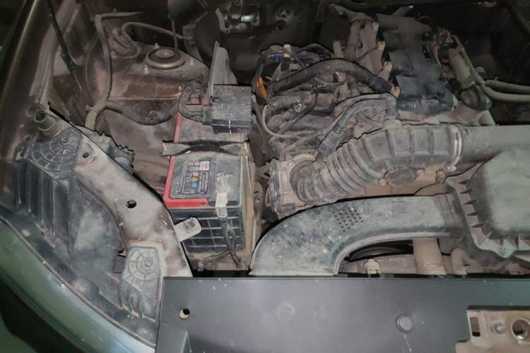 Used Wuling Hongguang 2019 1.5L S Basic Version China VI Standard LAR Engine Bay Right