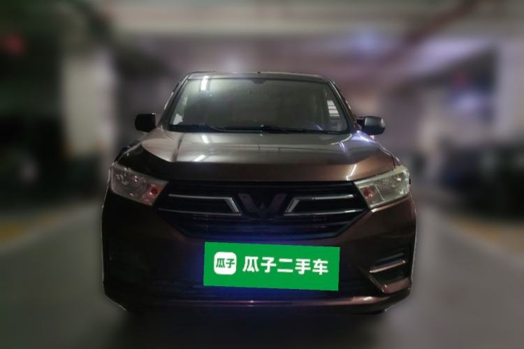 Used Wuling Hongguang 2019 1.5L S Basic Version China VI Standard LAR Front