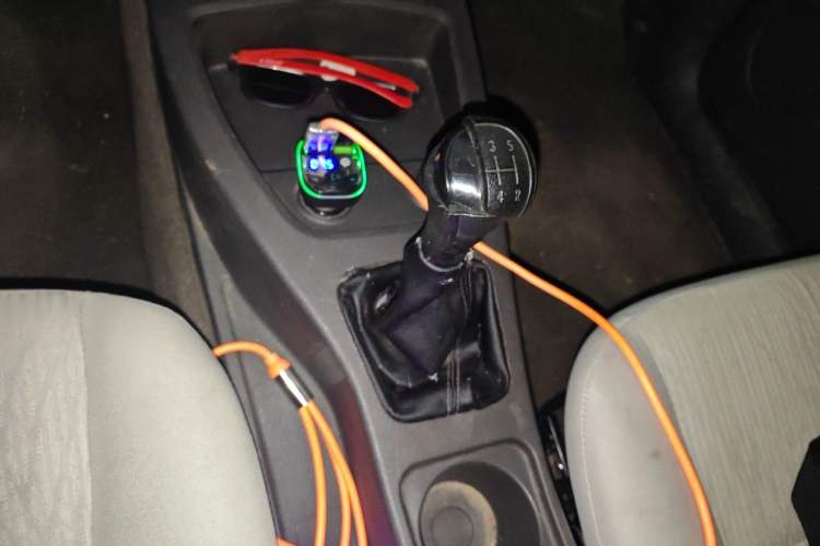 Used Wuling Hongguang 2019 1.5L S Base Version L2B Gear Lever