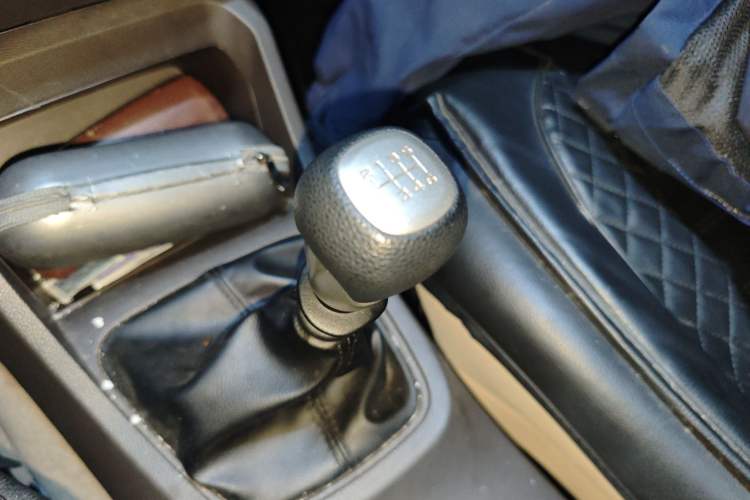 Used Wuling Hongguang 2019 1.5L S Standard Version China VI LAR Gear Lever