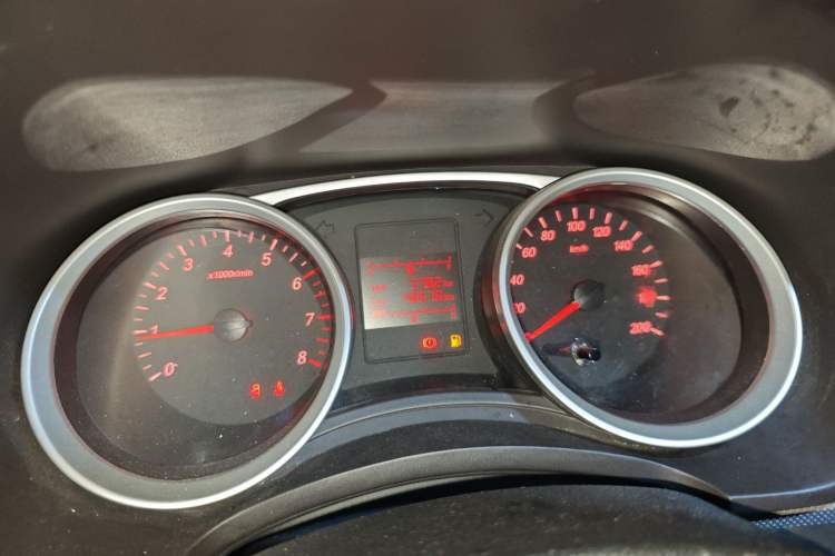 Used Wuling Hongguang 2019 1.5L S Standard Version China VI LAR Instrument Cluster