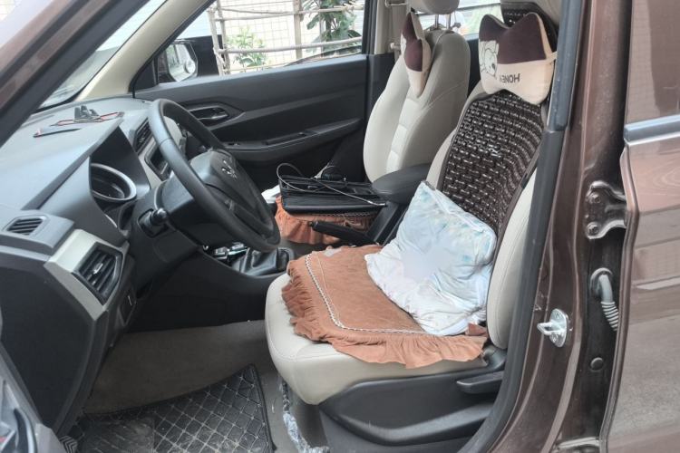 Used Wuling Hongguang 2019 1.5L S Standard Version China VI LAR Left Front Seat