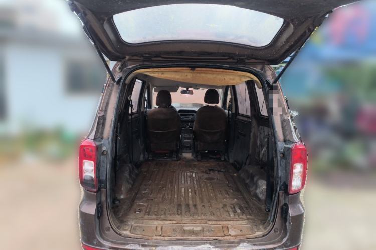 Used Wuling Hongguang 2019 1.5L S Basic Version China VI Standard LAR Trunk