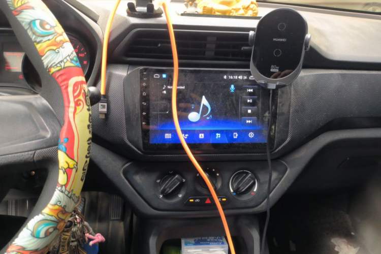Used Wuling Hongguang 2019 1.5L S Basic Version China VI Standard LAR Audio And AC Panel
