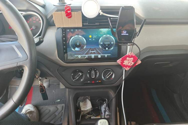 Used Wuling Hongguang 2019 1.5L S Standard Version China VI LAR Audio And AC Panel