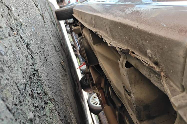 Used Wuling Hongguang 2019 1.5L S Basic Version China VI Standard LAR Chassis Front Right
