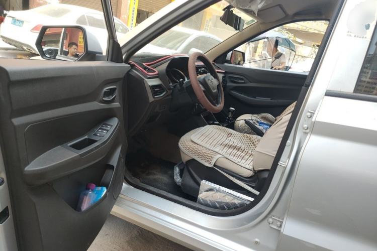 Used Wuling Hongguang 2019 1.5L S Standard Version China VI LAR Driver Seat