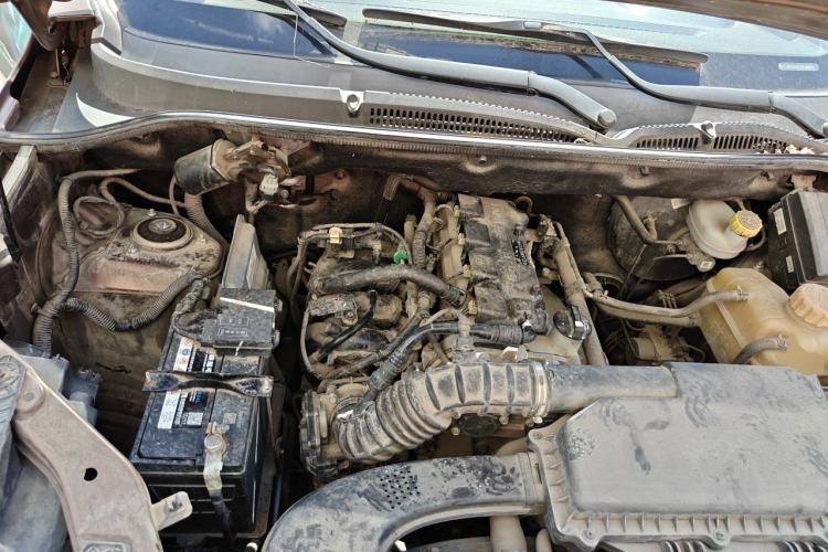 Used Wuling Hongguang 2019 1.5L S Basic Version China VI Standard LAR Engine Bay