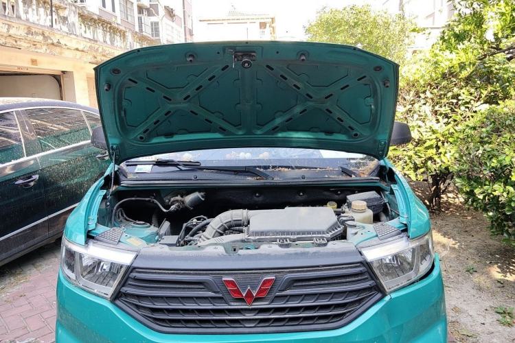 Used Wuling Hongguang 2019 1.5L S Basic Window-Sealed Vehicle China VI LAR Engine Bay