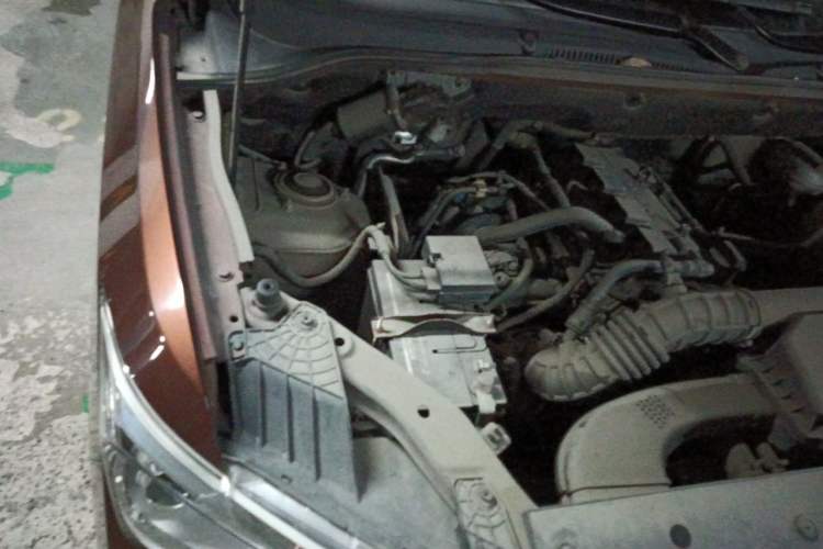Used Wuling Hongguang 2019 1.5L S Standard Version China VI LAR Engine Bay Right