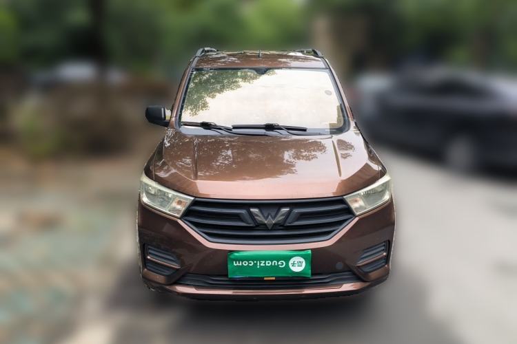 Used Wuling Hongguang 2019 1.5L S Basic Version China VI Standard LAR Front