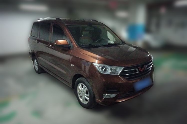 Used Wuling Hongguang 2019 1.5L S Standard Version China VI LAR Front Right 45 Deg