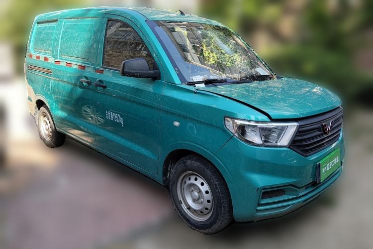 Used Wuling Hongguang 2019 1.5L S Basic Window-Sealed Vehicle China VI LAR Front Right 45 Deg