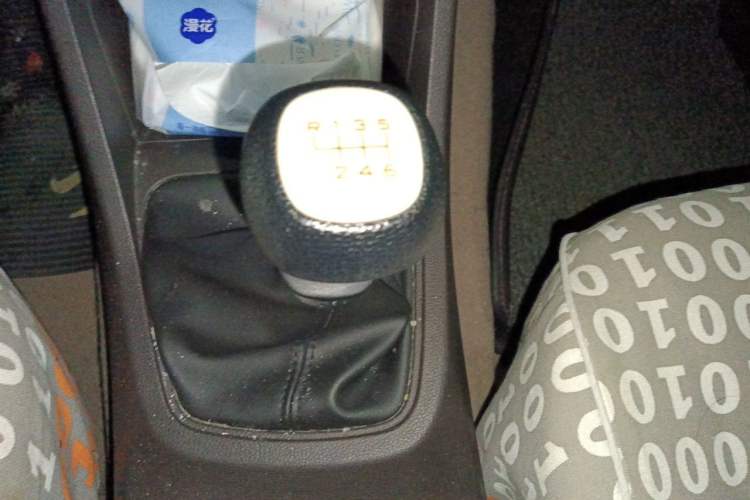 Used Wuling Hongguang 2019 1.5L S Standard Version China VI LAR Gear Lever