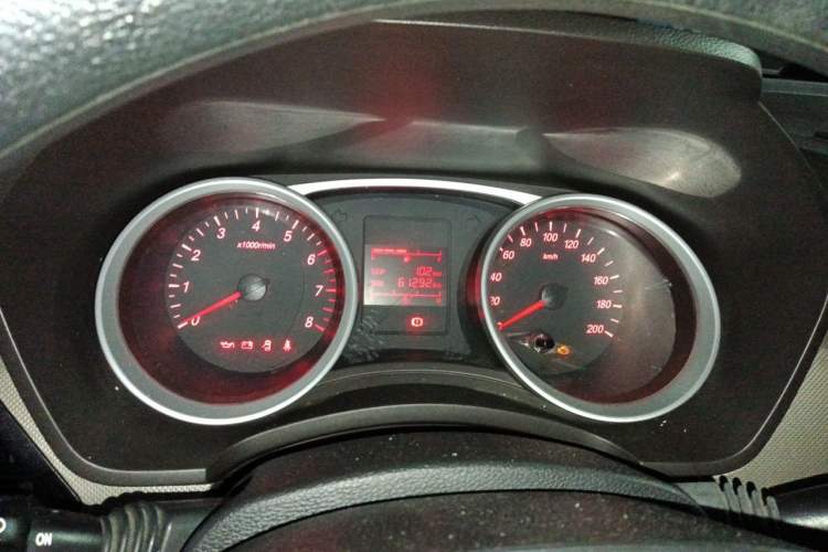 Used Wuling Hongguang 2019 1.5L S Standard Version China VI LAR Instrument Cluster