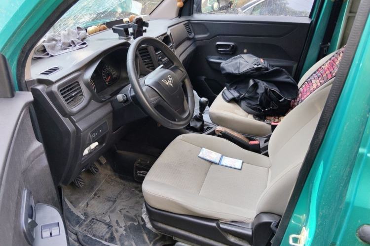 Used Wuling Hongguang 2019 1.5L S Basic Window-Sealed Vehicle China VI LAR Left Front Seat