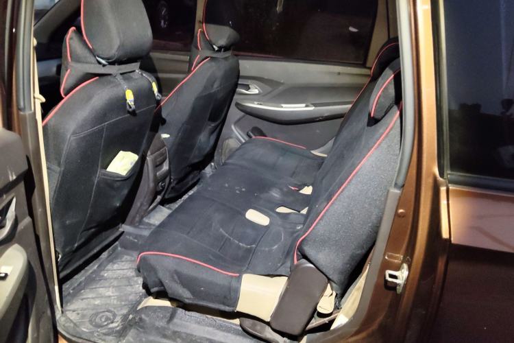 Used Wuling Hongguang 2019 1.5L S Comfort Edition China VI LAR Left Rear Seat