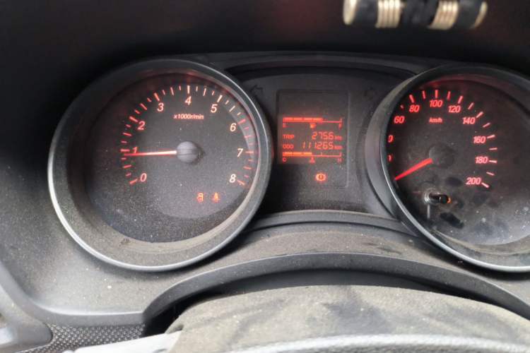 Used Wuling Hongguang 2019 1.5L S Basic Version China VI Standard LAR Odometer Close Up