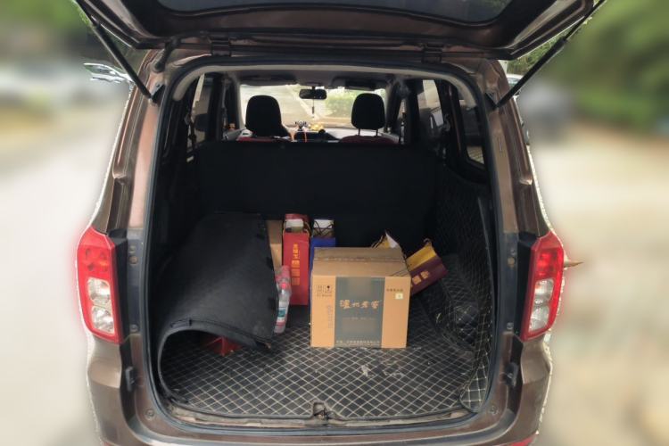 Used Wuling Hongguang 2019 1.5L S Basic Version China VI Standard LAR Trunk