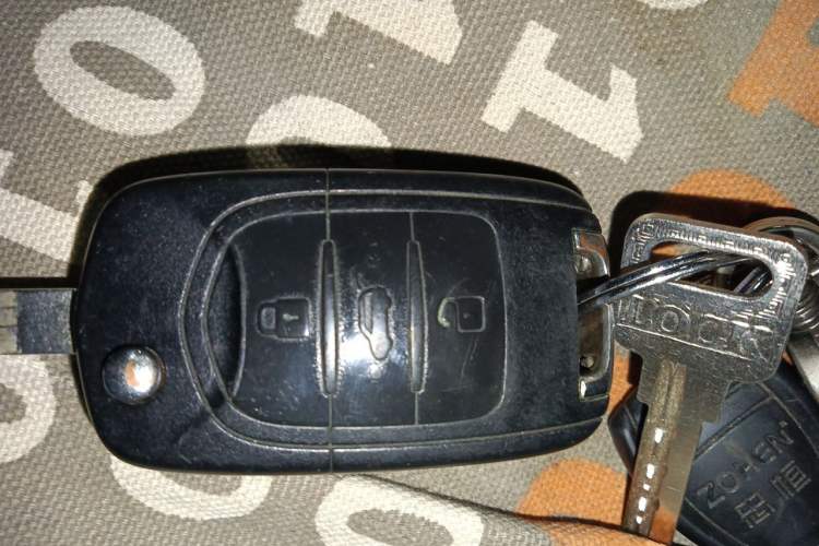 Used Wuling Hongguang 2019 1.5L S Standard Version China VI LAR Vehicle Key
