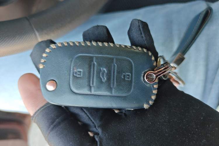 Used Wuling Hongguang 2019 1.5L S Standard Version China VI LAR Vehicle Key