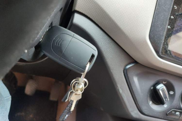 Used Wuling Hongguang 2019 1.5L S Standard Version China VI LAR Vehicle Key