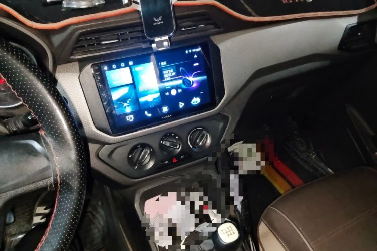 Used Wuling Hongguang 2019 1.5L S Comfort Edition China VI LAR Audio And AC Panel