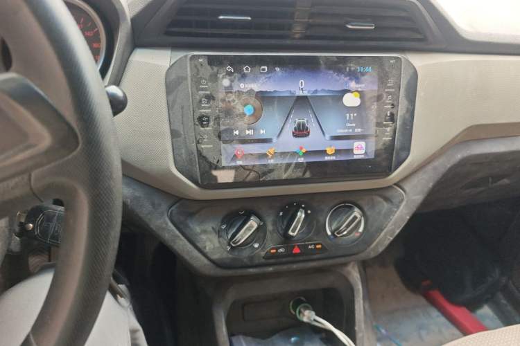 Used Wuling Hongguang 2019 1.5L S Comfort Edition China VI LAR Audio And AC Panel
