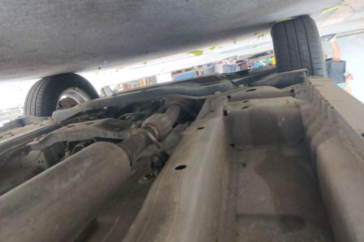 Used Wuling Hongguang 2019 1.5L S Comfort Edition China VI LAR Chassis Front Left