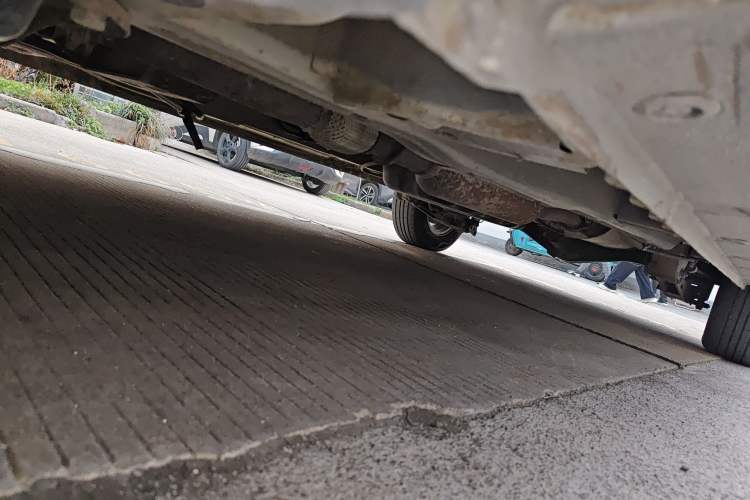 Used Wuling Hongguang 2019 1.5L S Standard Version China VI LAR Chassis Front Left