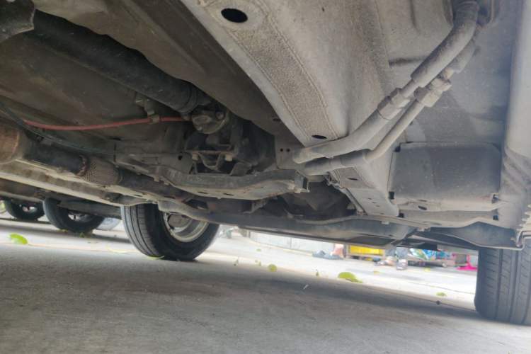 Used Wuling Hongguang 2019 1.5L S Comfort Edition China VI LAR Chassis Front Right