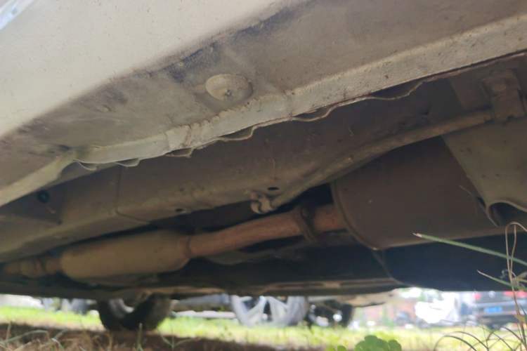Used Wuling Hongguang 2019 1.5L S Comfort Edition China VI LAR Chassis Rear Left