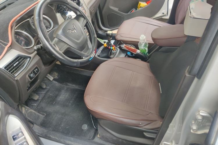 Used Wuling Hongguang 2019 1.5L S Comfort Edition China VI LAR Driver Seat