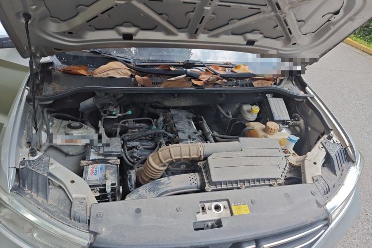 Used Wuling Hongguang 2019 1.5L S Base Version L2B Engine Bay