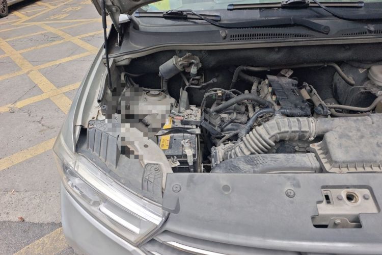 Used Wuling Hongguang 2019 1.5L S Comfort Edition China VI LAR Engine Bay Right