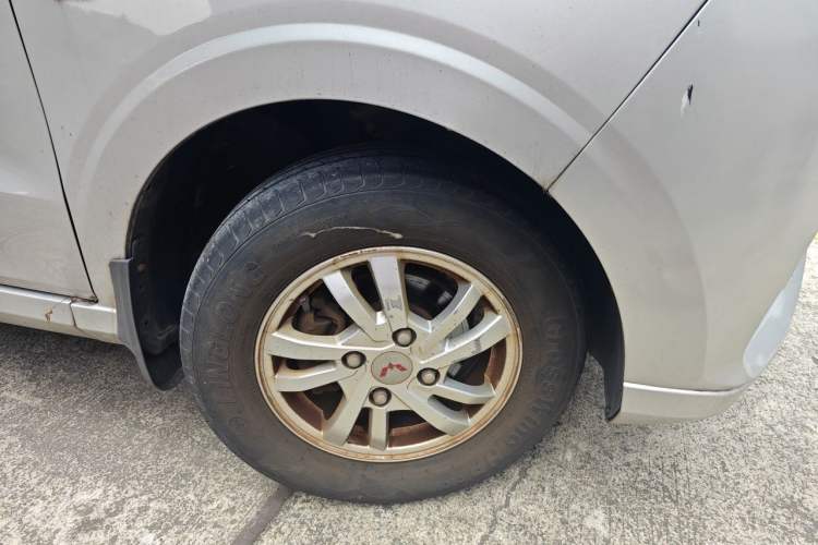Used Wuling Hongguang 2019 1.5L S Comfort Edition China VI LAR Exterior 1