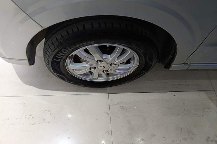 Used Wuling Hongguang 2019 1.5L S Standard Version China VI LAR Exterior 4