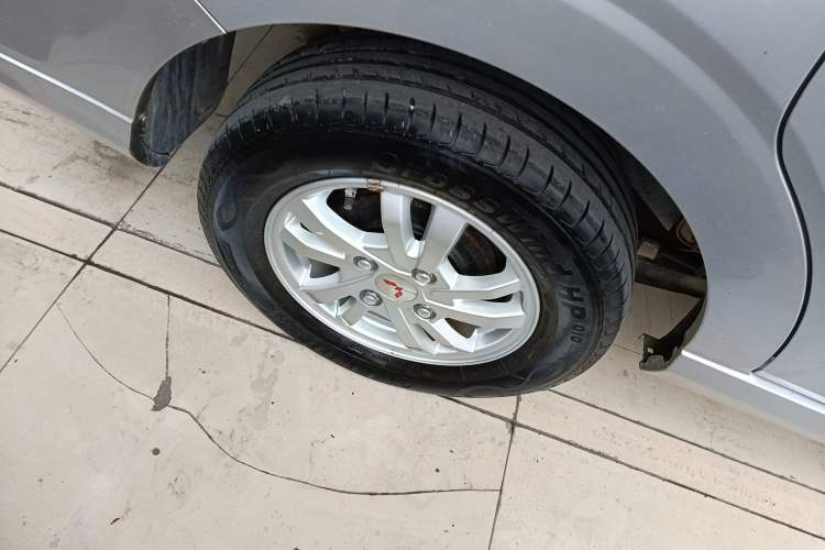 Used Wuling Hongguang 2019 1.5L S Standard Version China VI LAR Exterior 5
