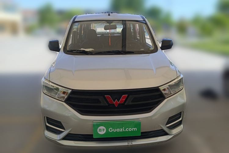 Used Wuling Hongguang 2019 1.5L S Basic Version China VI Standard LAR Front