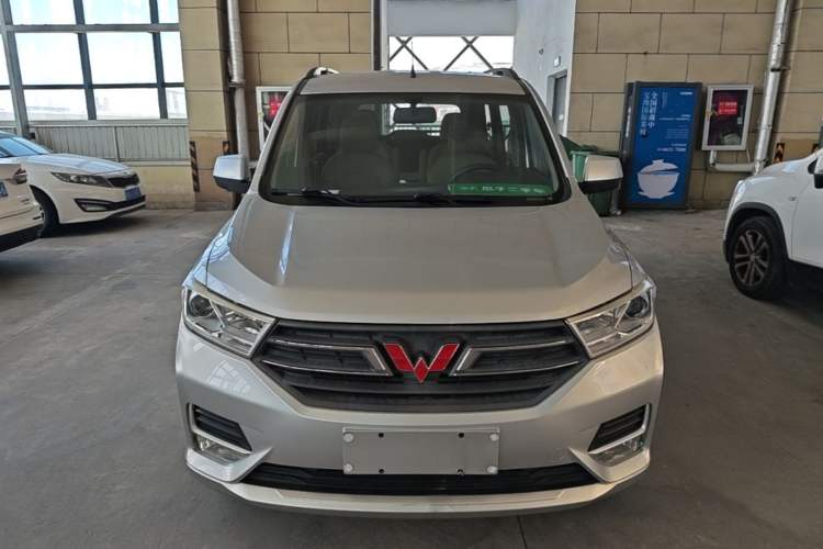 Used Wuling Hongguang 2019 1.5L S Comfort Edition China VI LAR Front