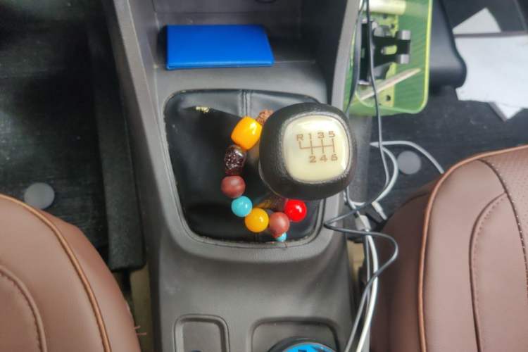 Used Wuling Hongguang 2019 1.5L S Comfort Edition China VI LAR Gear Lever