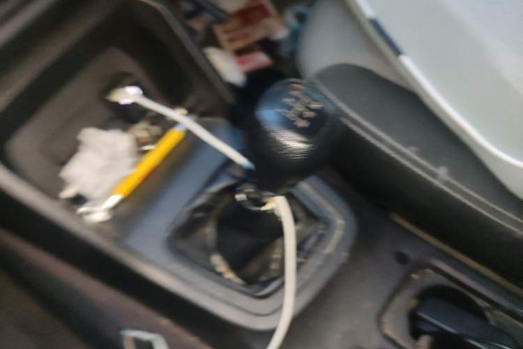 Used Wuling Hongguang 2019 1.5L S Base Version L2B Gear Lever