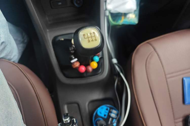 Used Wuling Hongguang 2019 1.5L S Comfort Edition China VI LAR Gear Lever