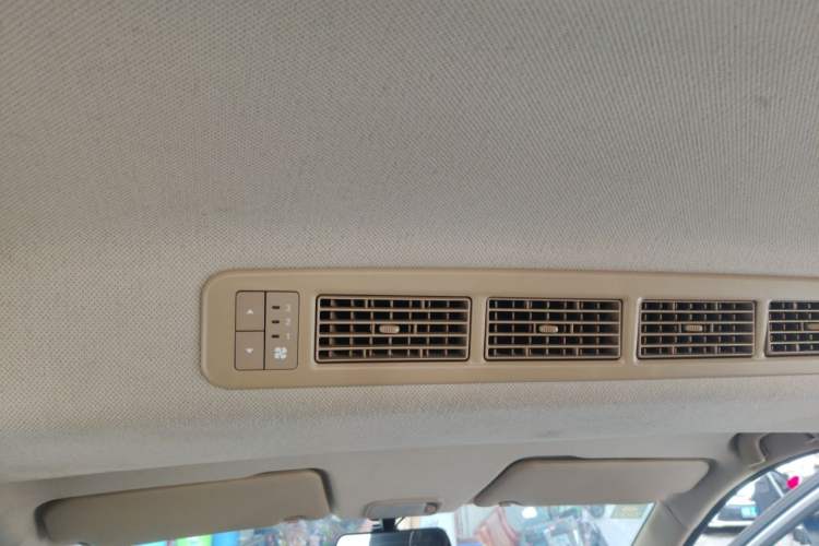 Used Wuling Hongguang 2019 1.5L S Comfort Edition China VI LAR Headliner