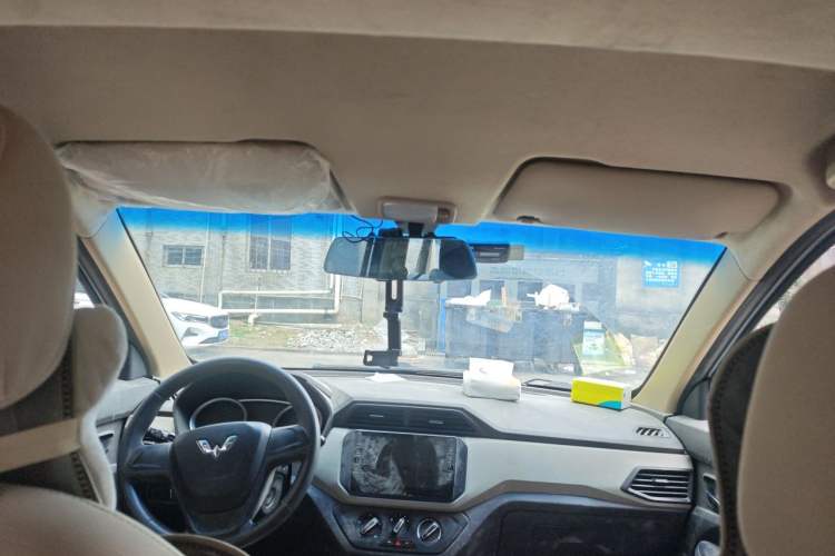 Used Wuling Hongguang 2019 1.5L S Comfort Edition China VI LAR Headliner