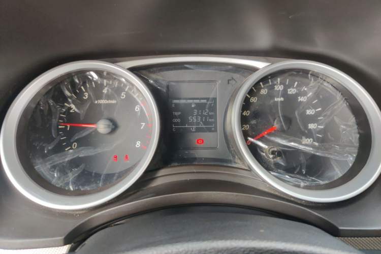 Used Wuling Hongguang 2019 1.5L S Comfort Edition China VI LAR Instrument Cluster