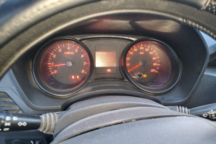 Used Wuling Hongguang 2019 1.5L S Basic Version China VI Standard LAR Instrument Cluster
