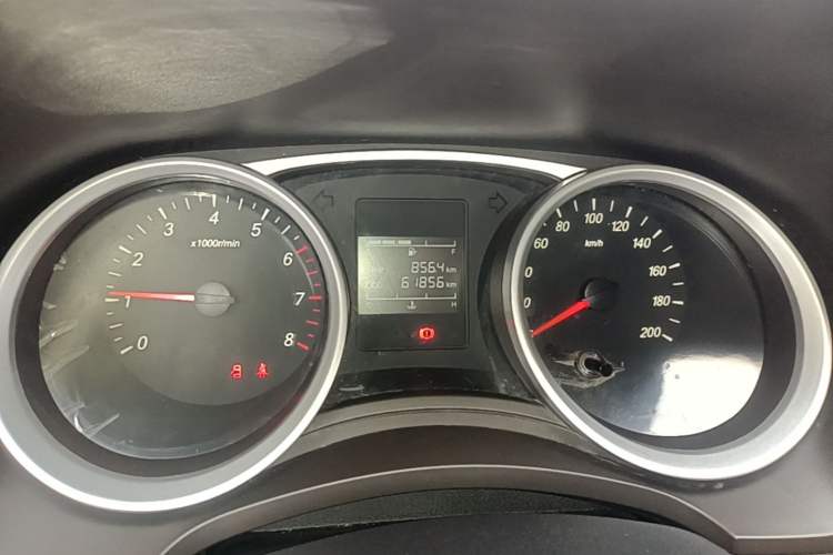 Used Wuling Hongguang 2019 1.5L S Comfort Edition China VI LAR Instrument Cluster