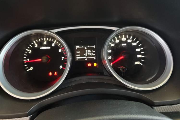 Used Wuling Hongguang 2019 1.5L S Comfort Edition China VI LAR Instrument Cluster