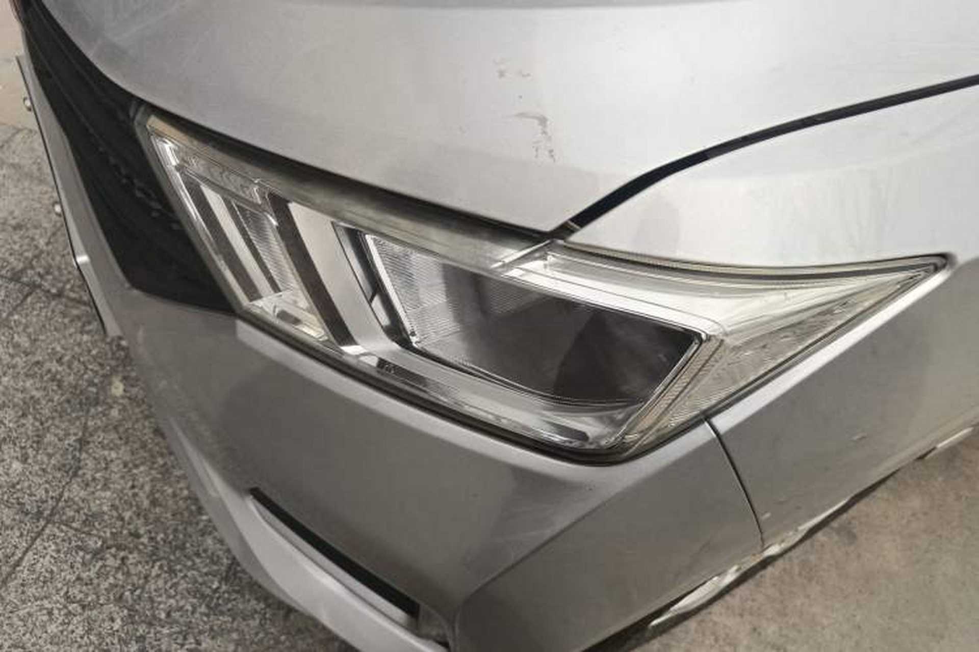 Used Wuling Hongguang 2019 1.5L S Basic Version China VI Standard LAR Left Front Headlight